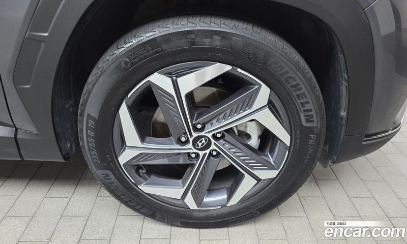 Hyundai Tucson Gasoline 1.6 Turbo 2WD