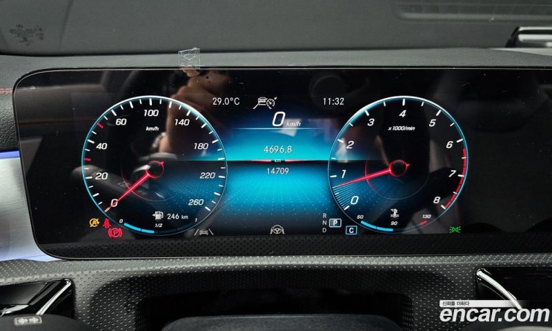Mercedes Benz CLA-Class CLA250 4MATIC