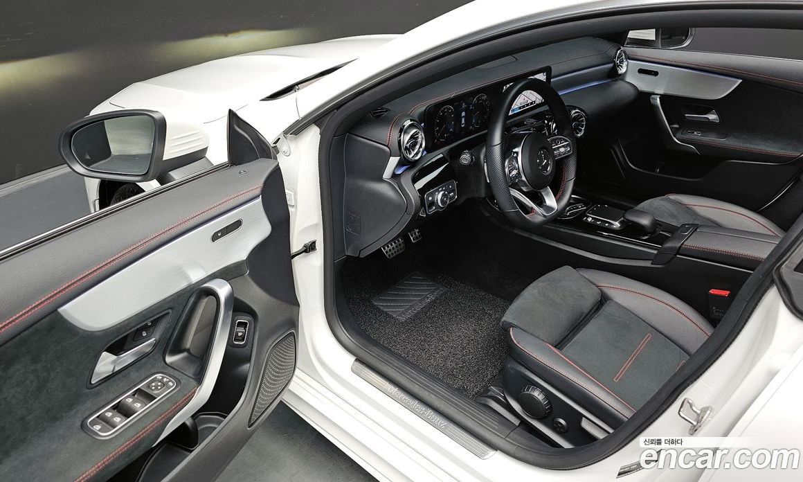 Mercedes Benz CLA-Class CLA250 4MATIC