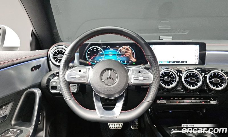 Mercedes Benz CLA-Class CLA250 4MATIC