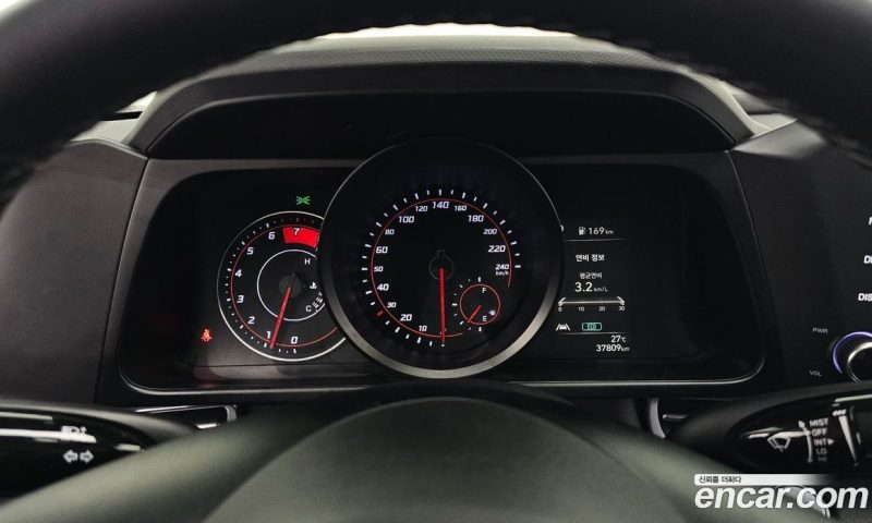 Hyundai Avante 1.6