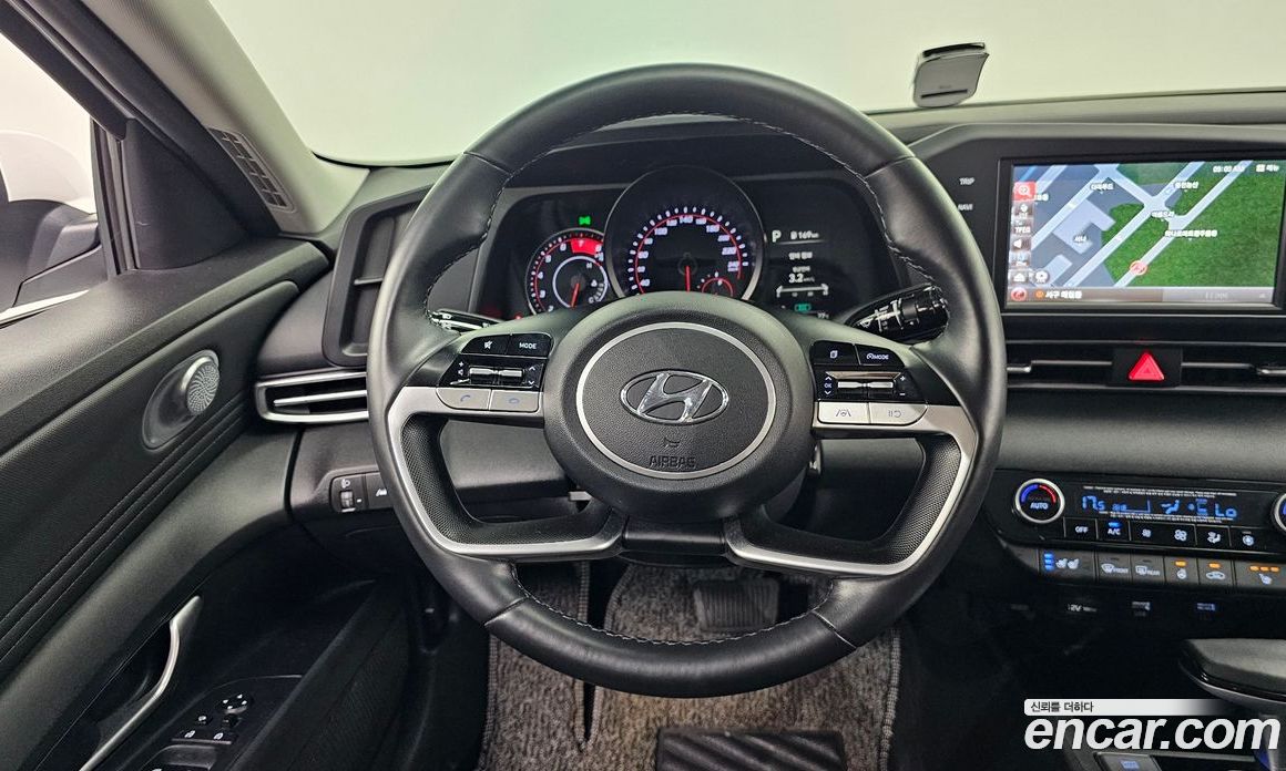 Hyundai Avante 1.6