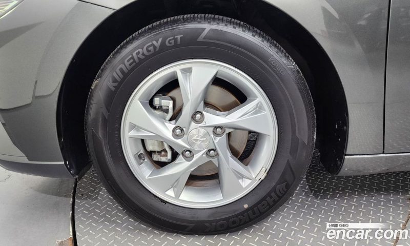 Hyundai Avante 1.6
