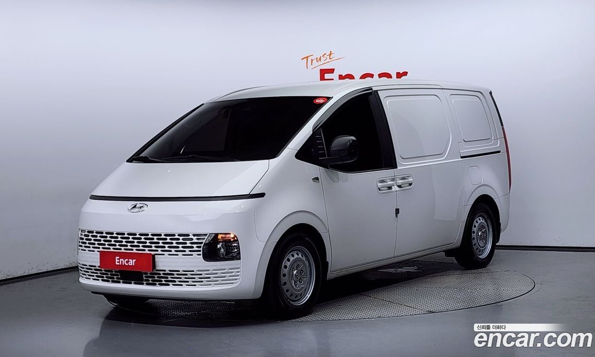 Hyundai Staria Cargo 3-Seater
