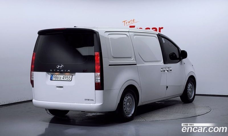 Hyundai Staria Cargo 3-Seater