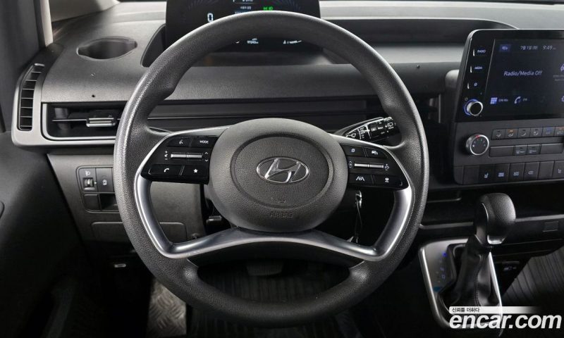 Hyundai Staria Cargo 3-Seater