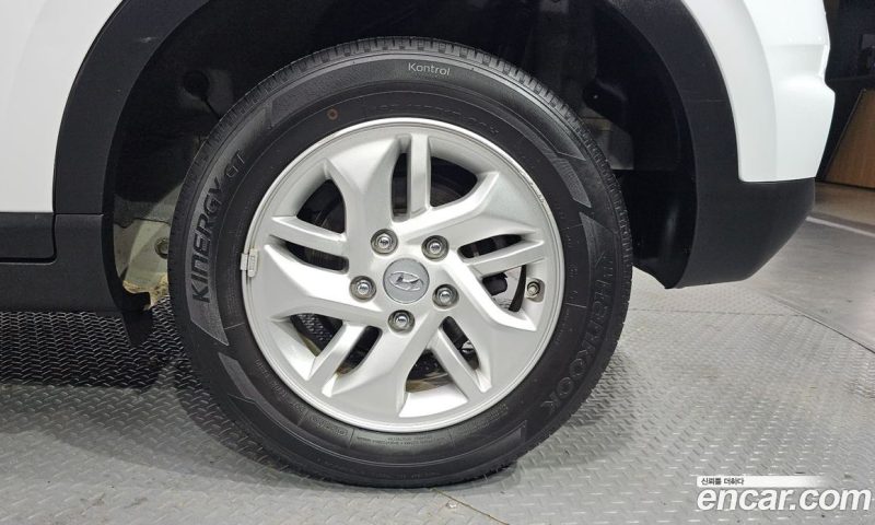 Hyundai Venue 1.6 Modern Plus