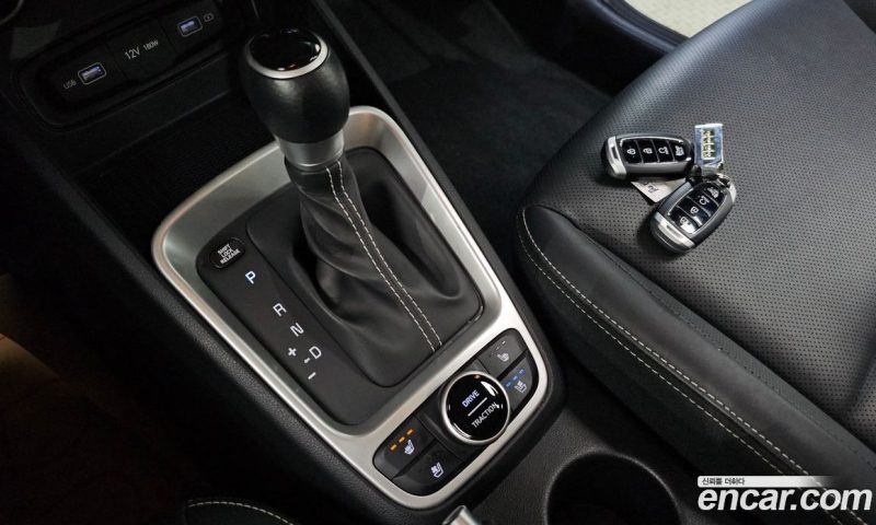Hyundai Venue 1.6 Modern Plus