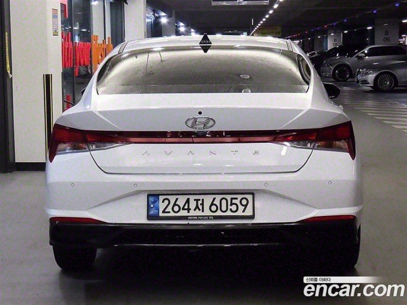Hyundai Avante 1.6