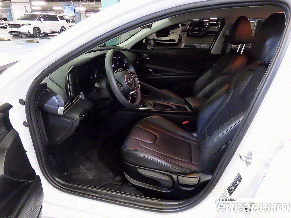 Hyundai Avante 1.6