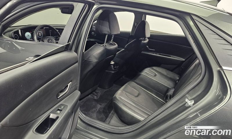 Hyundai Avante 1.6