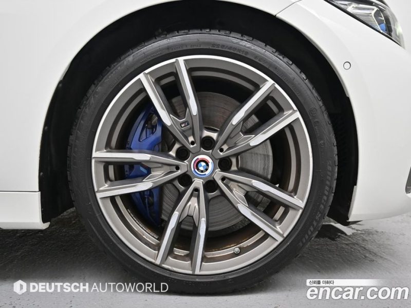 BMW 4-Series M440i xDrive Online Exclusive Coupe