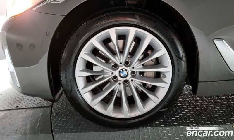 BMW 5-Series i530 xDrive Luxury