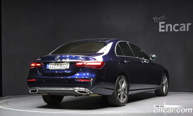 Mercedes Benz E-Class E350 4MATIC Avantgarde