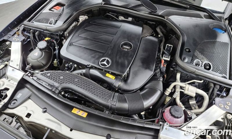 Mercedes Benz E-Class E350 4MATIC Avantgarde
