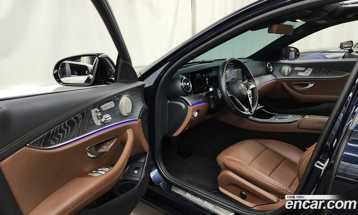 Mercedes Benz E-Class E350 4MATIC Avantgarde