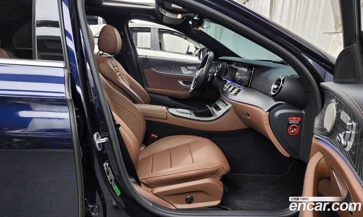 Mercedes Benz E-Class E350 4MATIC Avantgarde