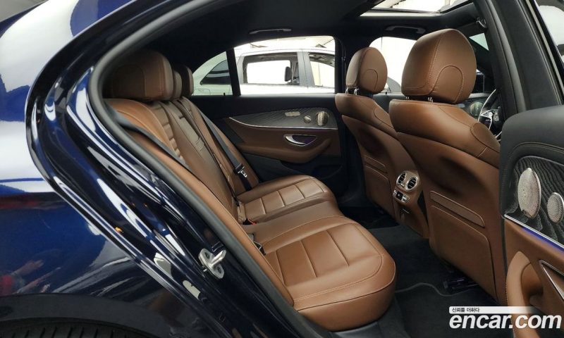 Mercedes Benz E-Class E350 4MATIC Avantgarde