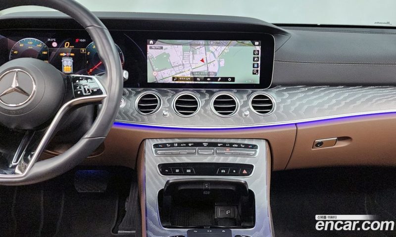 Mercedes Benz E-Class E350 4MATIC Avantgarde