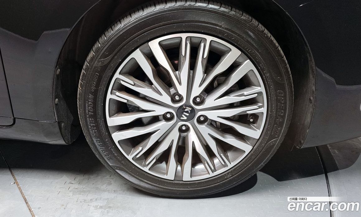 Kia K7 2.5 GDI Noblesse