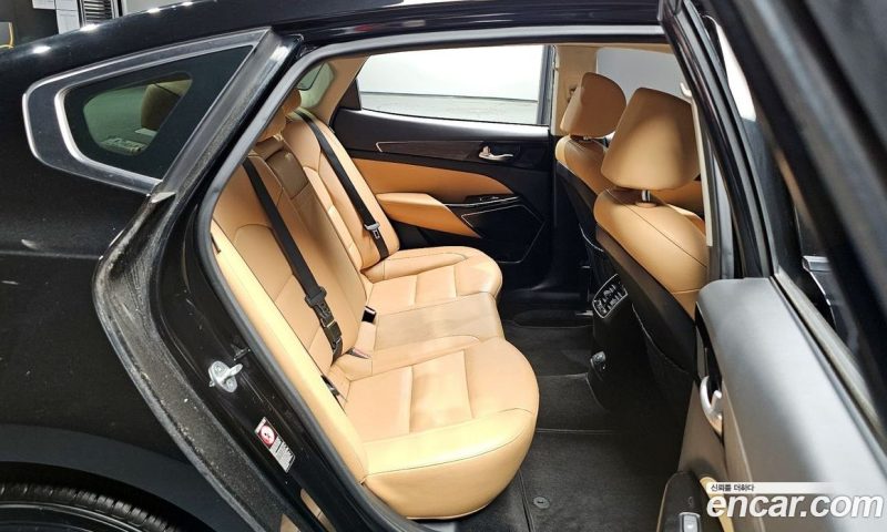 Kia K7 2.5 GDI Noblesse