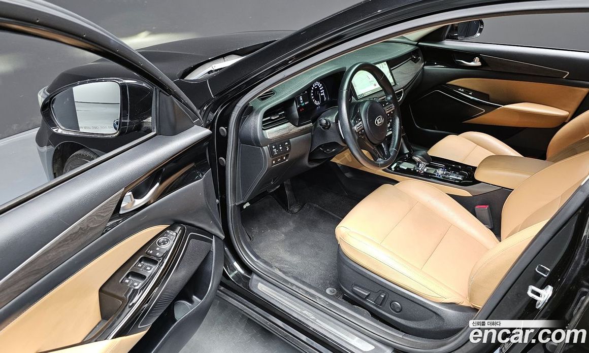 Kia K7 2.5 GDI Noblesse