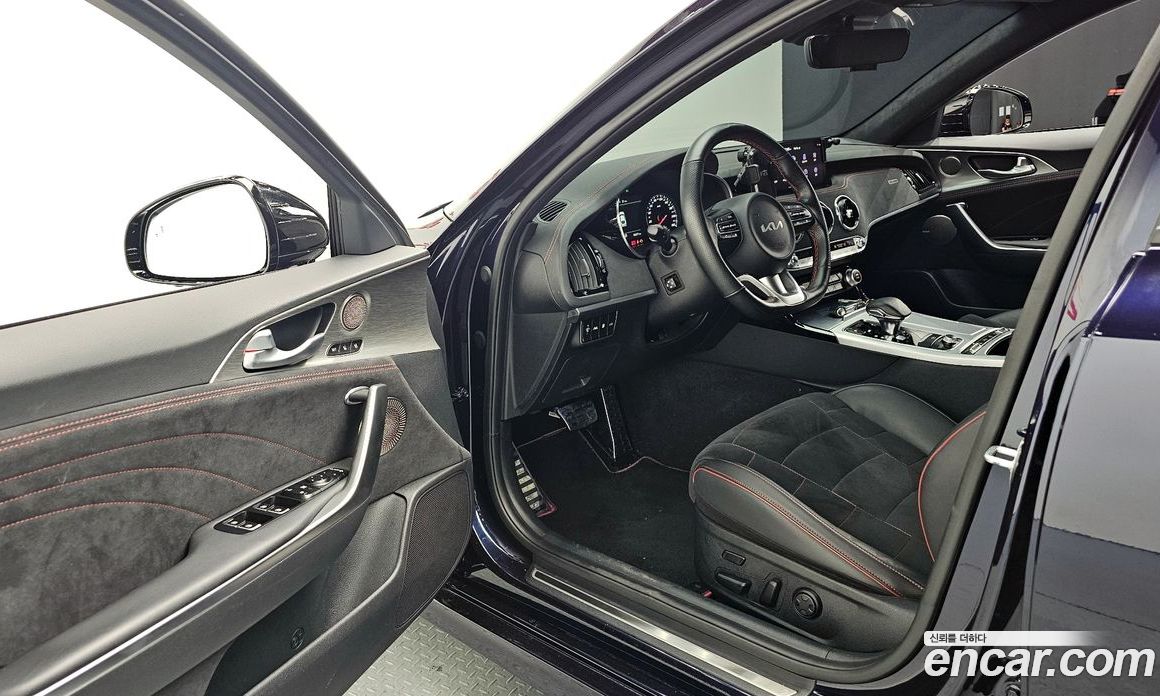 Kia Stinger 2.5 AWD Masters ACRO EDITION