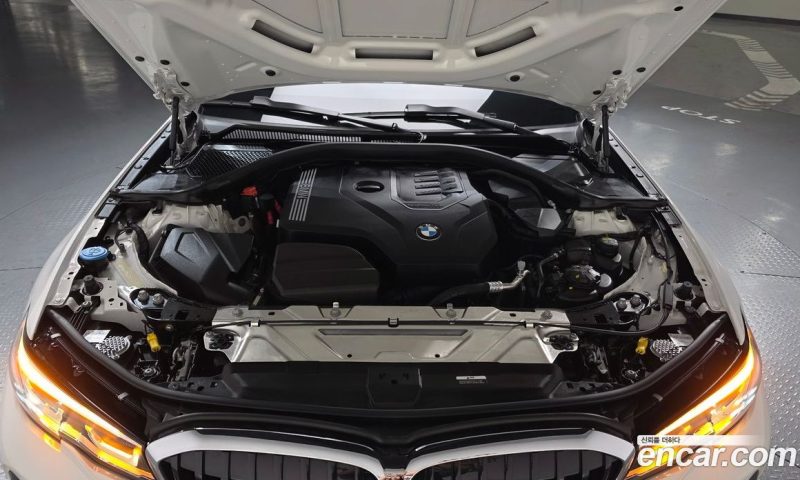 BMW 3-Series i320 M Sport