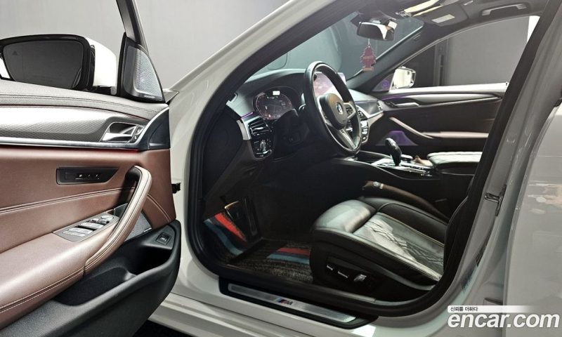 BMW 5-Series 523D M Sport