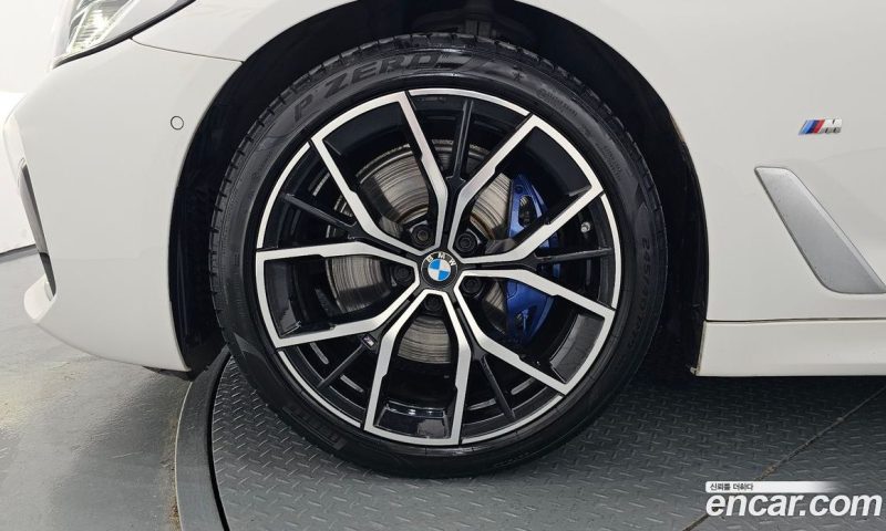 BMW 5-Series i530 M Sport Package