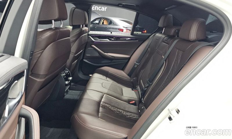 BMW 5-Series i530 M Sport Package