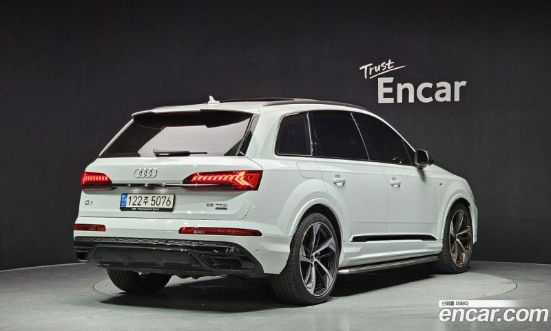 Audi Q7 55 TFSI Quattro Premium