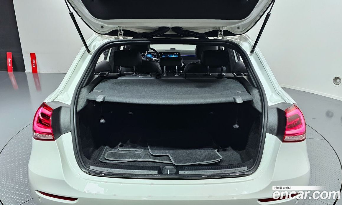 Mercedes Benz A-Class A220 Hatchback