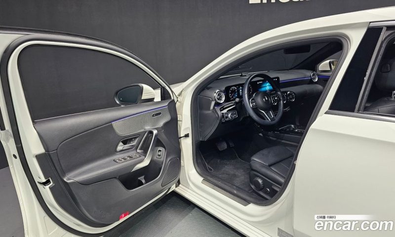 Mercedes Benz A-Class A220 Sedan