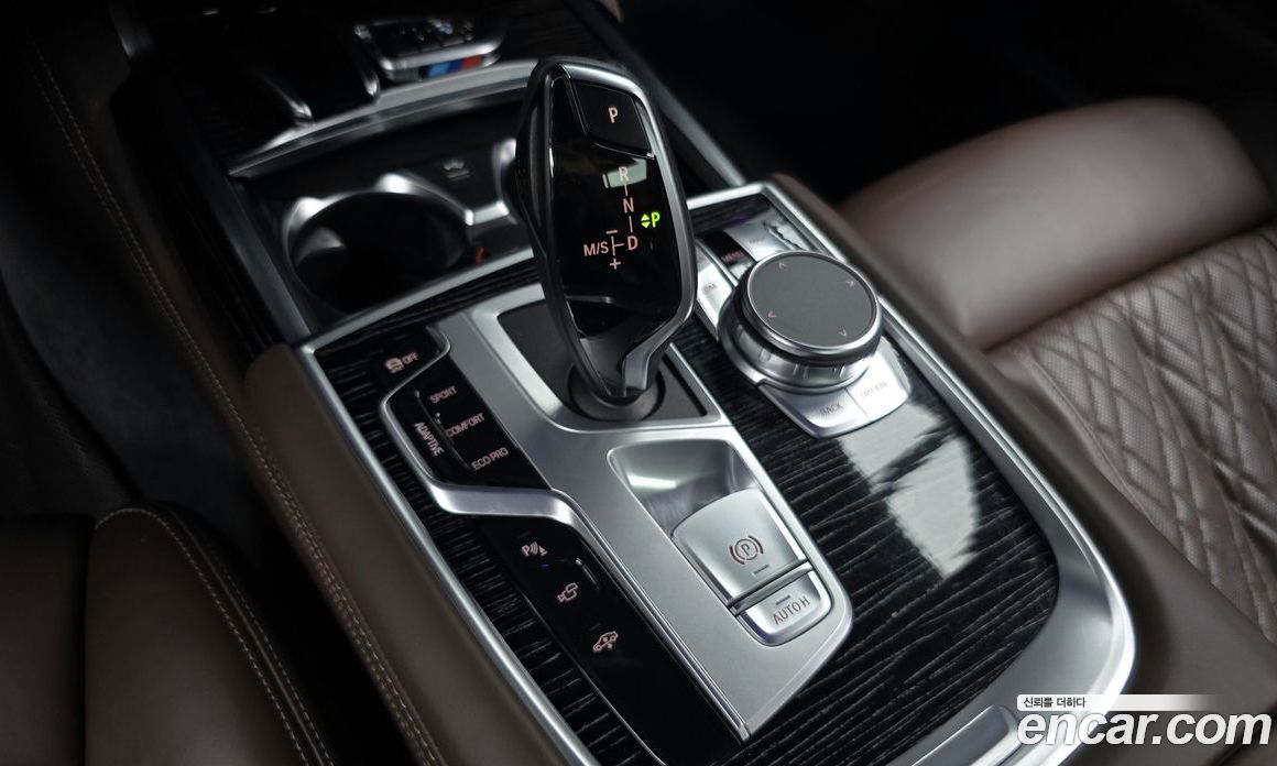 BMW 7-Series 740Li xDrive M Sport Package