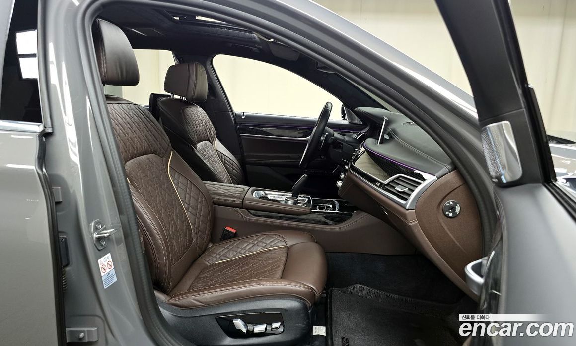 BMW 7-Series 740Li xDrive M Sport Package