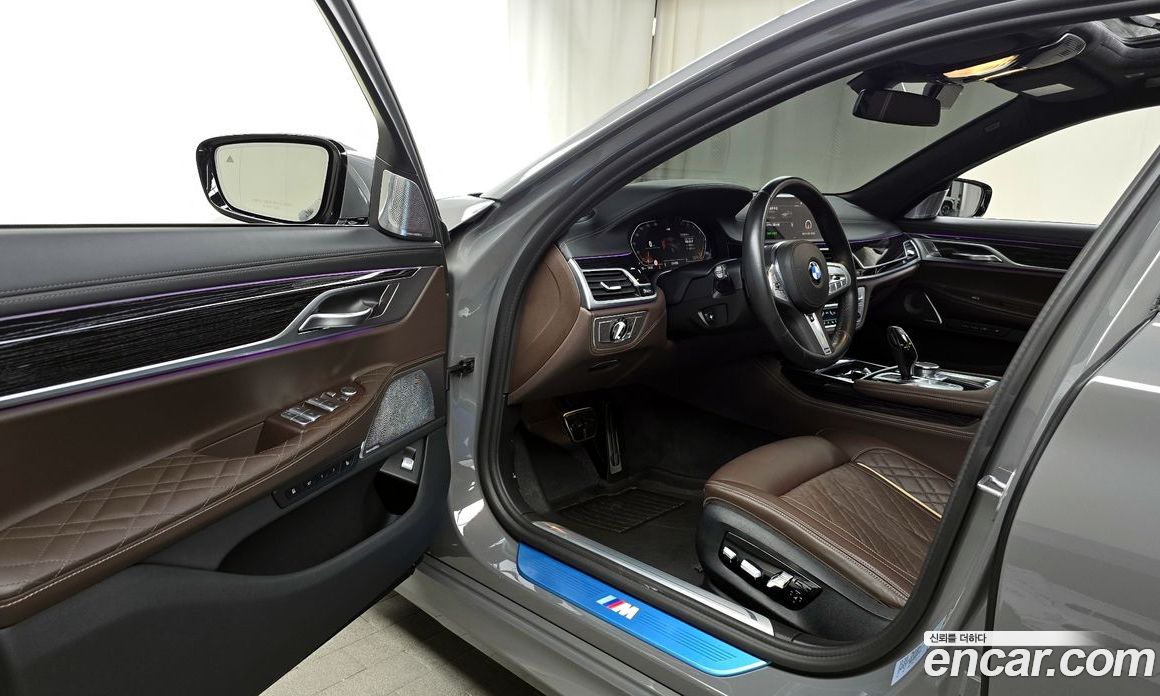 BMW 7-Series 740Li xDrive M Sport Package