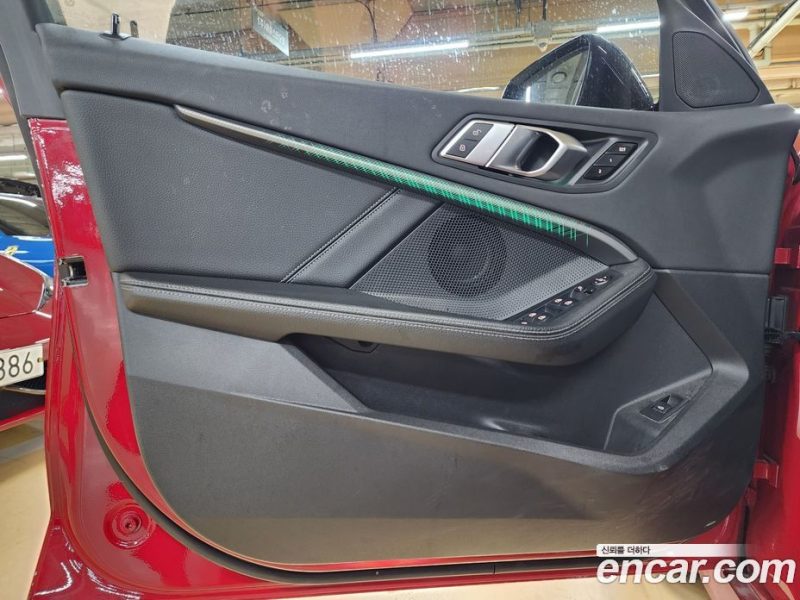 BMW 1-Series M135i xDrive Prism