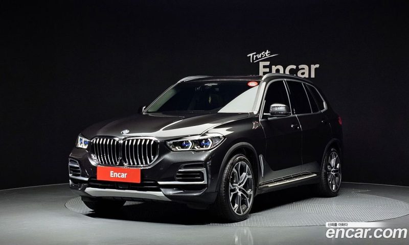 BMW X5 xDrive i40 xLine