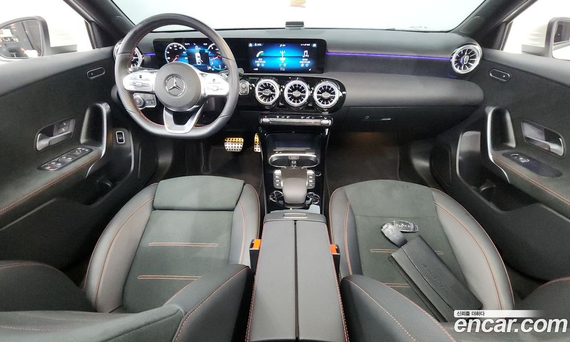Mercedes Benz A-Class A250 4MATIC Sedan