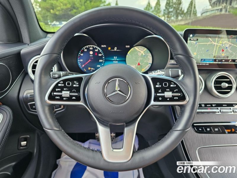 Mercedes Benz GLC-Class GLC300 4MATIC
