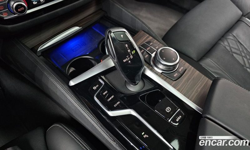 BMW 5-Series i530 Luxury