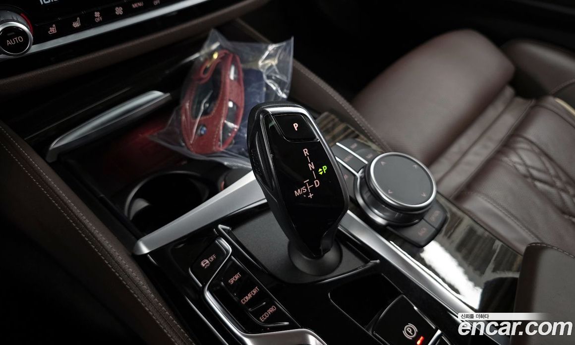 BMW 5-Series 523D Luxury