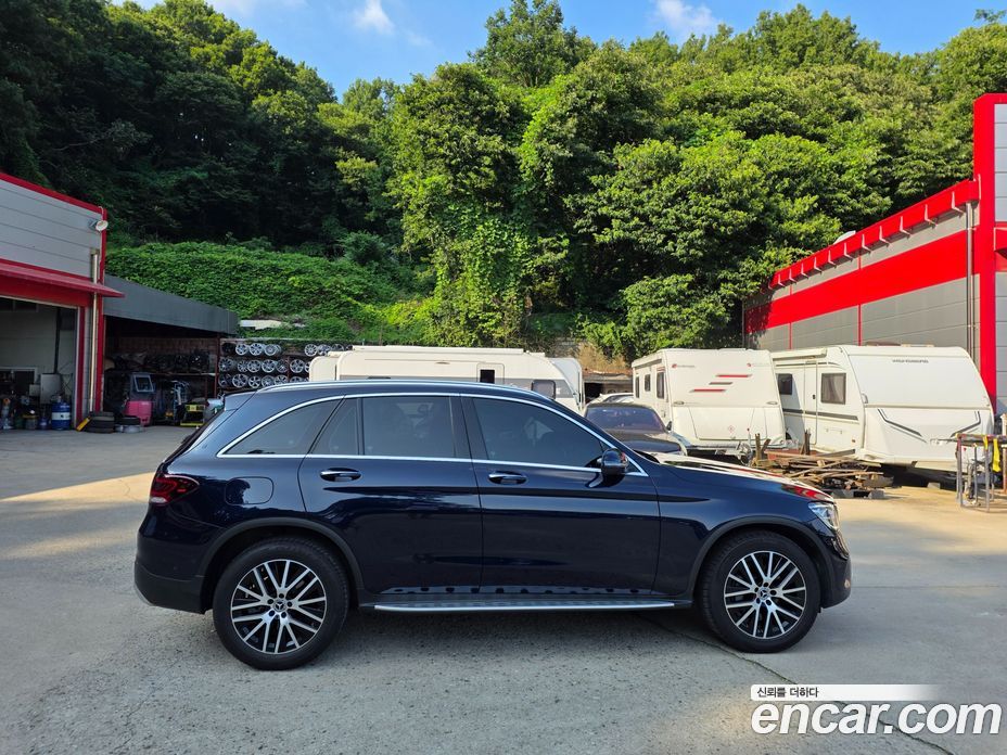 Mercedes Benz GLC-Class GLC220 D 4MATIC