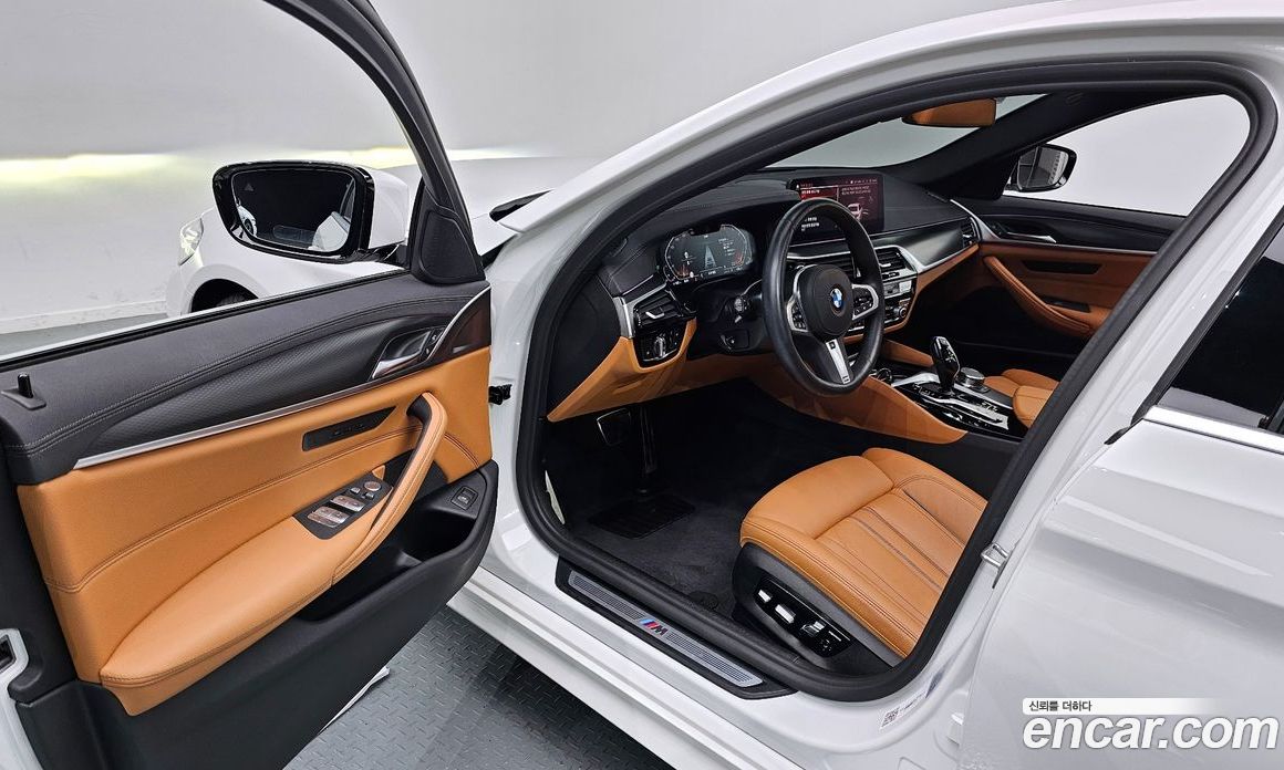 BMW 5-Series i520 M Sport