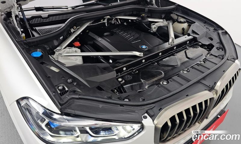 BMW X5 xDrive i40 xLine