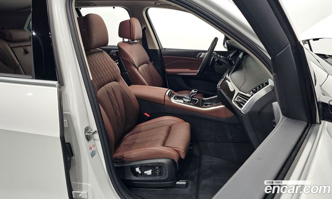 BMW X5 xDrive i40 xLine