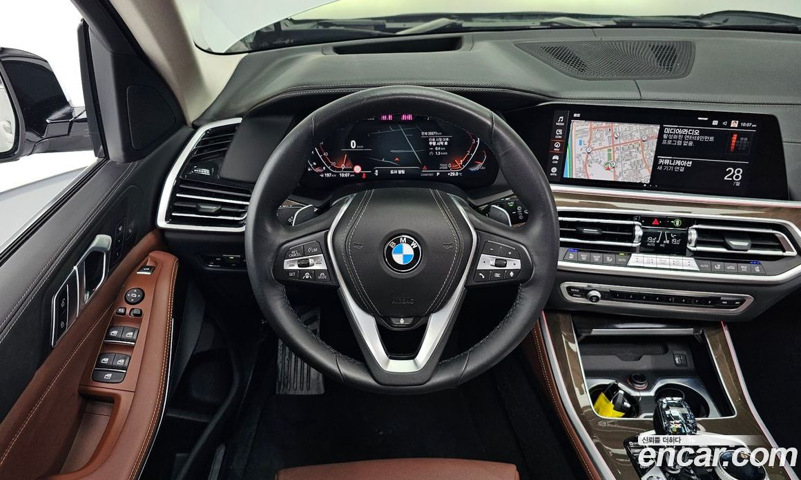 BMW X5 xDrive i40 xLine