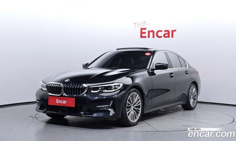 BMW 3-Series i320 Luxury