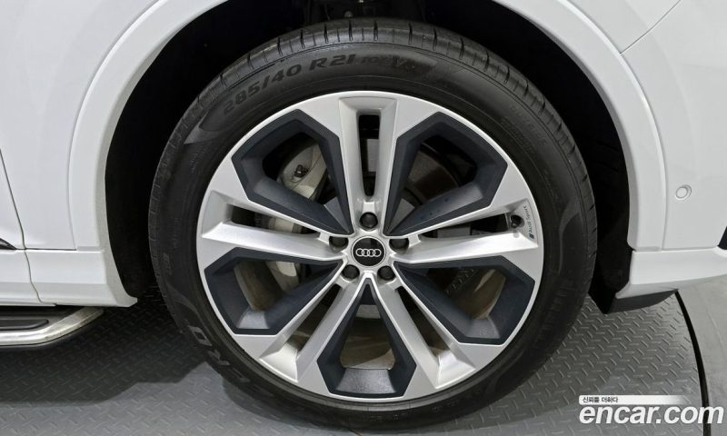 Audi Q7 55 TFSI Quattro Premium